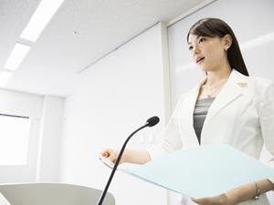 介護人材を育成・紹介する派遣会社